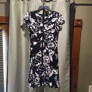 Ralph Lauren Black and White Belted Flower Print Dress Size XS